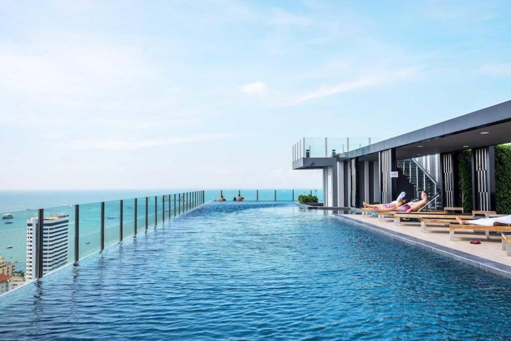Central Pattaya - Sea View Large Balcony Condo With Infinity Pool エクステリア 写真