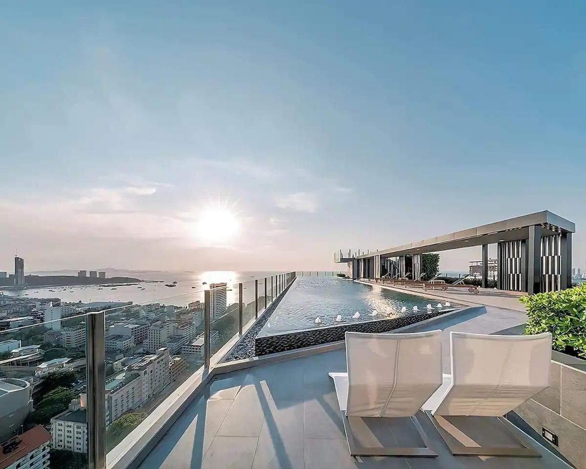 Central Pattaya - Sea View Large Balcony Condo With Infinity Pool エクステリア 写真