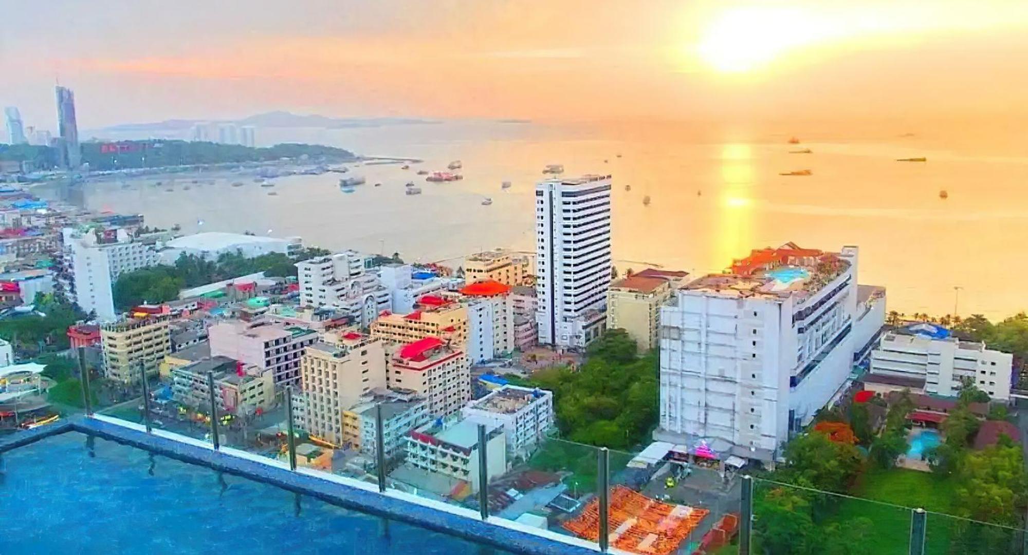 Central Pattaya - Sea View Large Balcony Condo With Infinity Pool エクステリア 写真